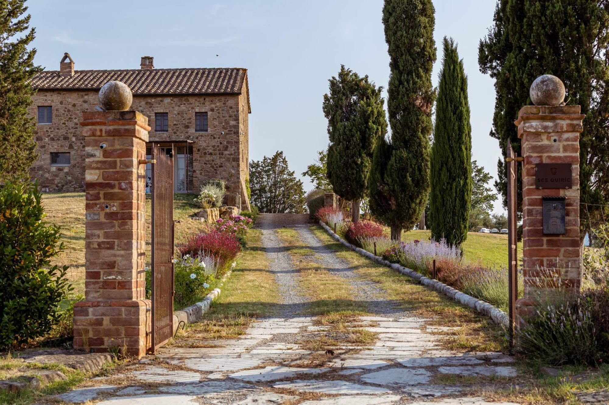 Villa Sce Quiríc San Quirico dʼOrcia Exterior foto